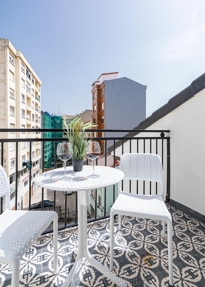 Alojamientos Turisticos Con Terraza En Santander Lapera Zewnętrze zdjęcie